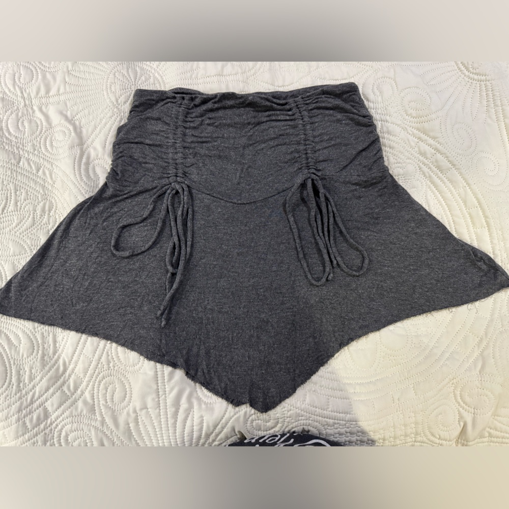 Earthbound Trading adjustable length mini skirt - Picture 3 of 4